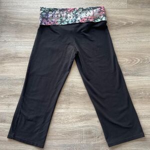 Y2K Victoria's Secret PINK Capri Leopard Print Bling Logo Yoga Pants 2000 Lounge